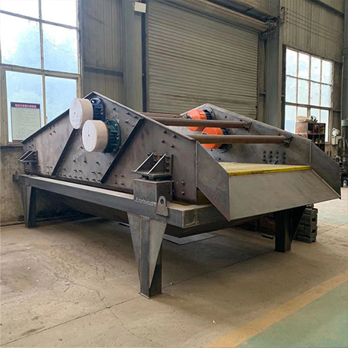 ���{���x�C